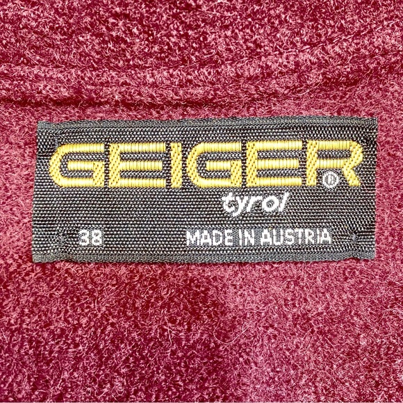 HOST PICK: EUC Geiger Tyrol vintage boiled wool rose jacket 38, US S - Picture 8 of 9